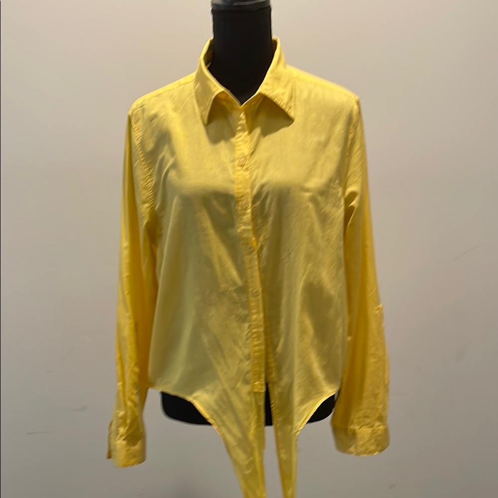 Focus Lifestyle Women’s Shirt Blouse Size XL Yellow Cropped